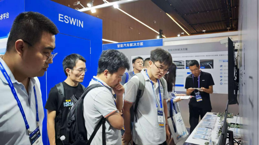 1753235679566538QR0W.png image.png